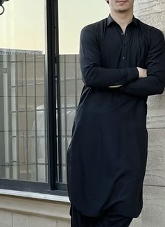 Ibitisam Sheikh, Ibi - Male escort in Lahore Photo 3 of 3
