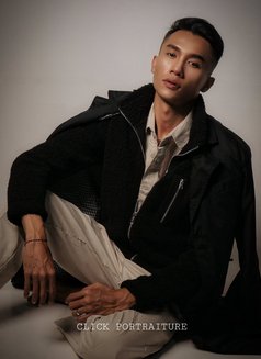 Ibnoe - Male escort in Bali Photo 4 of 5