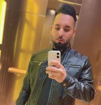 Ibrahim - Male escort in Ajmān Photo 1 of 5