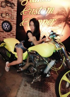 Ice Bae - Transsexual escort in Ko Samui Photo 4 of 4