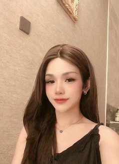 Ice Cream - Transsexual escort in Dubai Photo 11 of 14