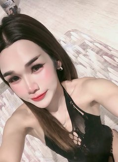 Ice Cream - Transsexual escort in Khobar Photo 6 of 13