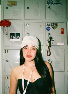 Ice - escort in Manila Photo 1 of 6