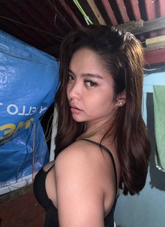 Ice Miller - Intérprete de adultos in Manila Photo 2 of 7