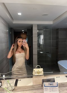 Ice - Acompañantes transexual in Pattaya Photo 6 of 7