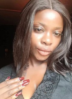 Wet - masseuse in Owerri Photo 3 of 4
