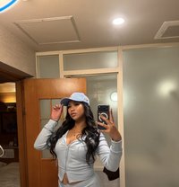 Icezy available - masseuse in Okinawa Island