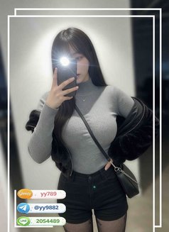 Id: 6204 - puta in Tokyo Photo 2 of 2