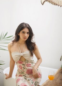 Esha Indian Student - escort in Dubai Photo 4 of 4