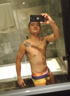 Igorot Hagod - Male escort in Manila Photo 4 of 10