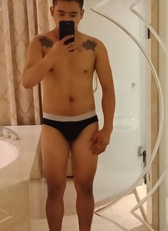 Igorot Hagod - Male escort in Manila Photo 7 of 10