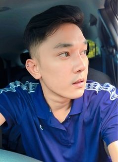 Iko - Male escort in Bandung Photo 8 of 10