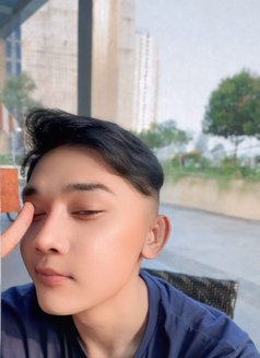 Iko - Male escort in Jakarta Photo 15 of 15