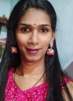 Illusion. Maahi - Transsexual escort in Bangalore Photo 5 of 11