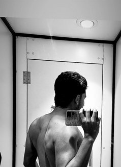 Ilman - Male escort in Kolkata Photo 3 of 3