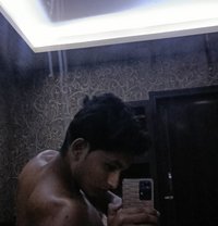 Ilman - Acompañantes masculino in Kolkata