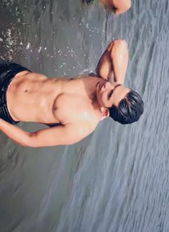 Ilman - Acompañantes masculino in Kolkata Photo 4 of 4