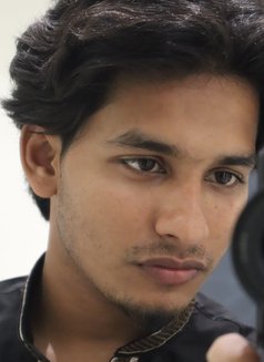 Ilman - Acompañantes masculino in Kolkata Photo 6 of 9