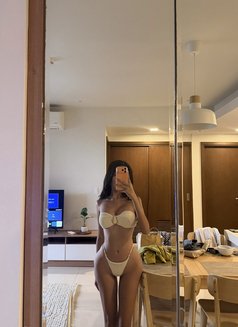 Ilovelayla69 - escort in Cebu City Photo 5 of 9