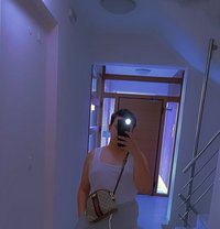 Ilya - Transsexual escort in Athens