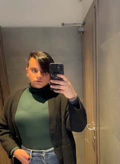 Ilya - Acompañantes transexual in Athens Photo 3 of 3