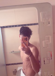 İlyas - Male escort in Jeddah Photo 5 of 6
