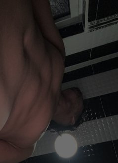 İlyas - Male escort in Riyadh Photo 9 of 9