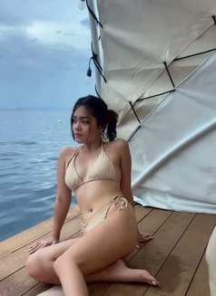 Im 21yr Ready for Round 2? - escort in Dubai Photo 10 of 30