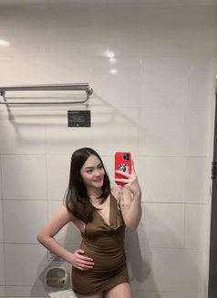 Im 21yr Ready for Round 2? - escort in Dubai Photo 17 of 30