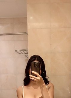 Im claire the rimming blowjob queen - escort in Hong Kong Photo 6 of 6