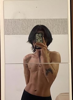 Im Frame Thai🇹🇭both Al ghubrah🇴🇲 - Male escort in Muscat Photo 3 of 6