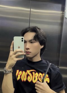 Im Frame Thai🇹🇭both Al ghubrah🇴🇲 - Male escort in Muscat Photo 5 of 8