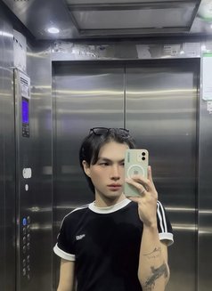 Im Frame Thai🇹🇭both Al ghubrah🇴🇲 - Male escort in Muscat Photo 7 of 8
