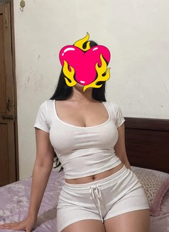 Im Independent Collage Girls Escort - escort in New Delhi Photo 1 of 4