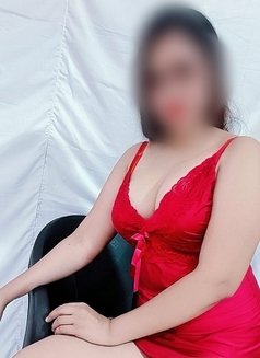 Im Malayali Kerala Girl for Real Meet - escort in Al Manama Photo 2 of 3