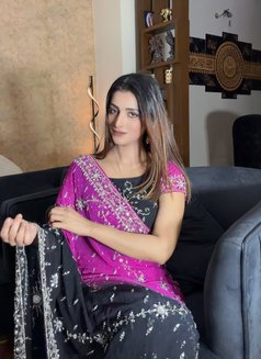 Im Mashal - puta in Dubai Photo 2 of 4