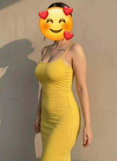 Im Monika Escort 98762v68578 Call&whatss - puta in Chandigarh Photo 1 of 1
