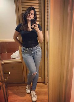 Im Monika Escort 99153v09293 Call&whatss - puta in Chandigarh Photo 3 of 4