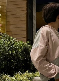 Slim Nhickole, New here. - Acompañantes masculino in Abu Dhabi Photo 4 of 5