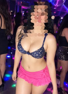 Im South Indian Malayali Independent Grl - escort in Kuwait Photo 1 of 3