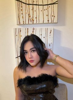 Im Your Sexiest Ts Hugecock - Transsexual escort in Bangkok Photo 15 of 25
