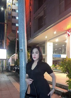 Im Your Sexiest Ts Hugecock - Transsexual escort in Bangkok Photo 20 of 25
