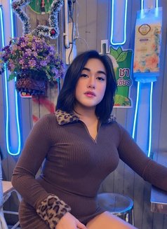 Im Your Sexiest Ts Hugecock - Acompañantes transexual in Bangkok Photo 14 of 18