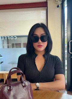 Im Your Sexiest Ts Hugecock - Acompañantes transexual in Bangkok Photo 17 of 18