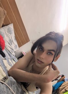 Imara - Transsexual escort in New Delhi Photo 1 of 3