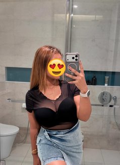 Imasha for Cam and Real Meet - escort in Colombo Photo 1 of 5