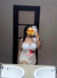 Imasha for Cam and Real Meet - escort in Colombo Photo 2 of 5