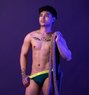 Imbunsoo - Acompañantes masculino in Manila Photo 1 of 8