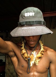 Impisi Raps - Acompañantes masculino in Durban Photo 5 of 7