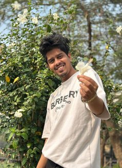 Imran - Male escort in Dhaka Photo 2 of 2